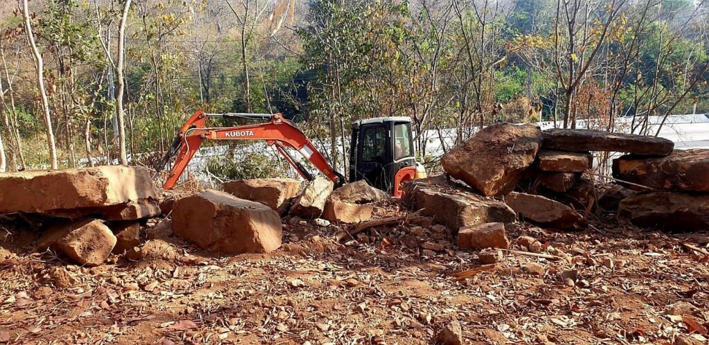 Landscaping at Gin Lom Chom Hill.